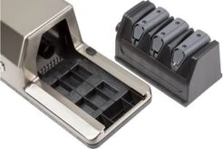 Chef's Choice CC2100 Knife Sharpening Machine 9 Chef's Choice CC2100 Knife Sharpening Machine -Knives Shop CC22CC2100 05 chefschoice cc22cc2100 05