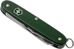 Victorinox Pioneer Alox Green 0.8201.24R4.KTE1 Knivesandtools Edition, Swiss Pocket Knife -Knives Shop VT0 8201 24R4 KTE1 05 victorinox