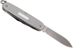 Victorinox Pioneer X -Knives Shop VT0 8231 26 05 victorinox pioneer x vt0 8231 26 05