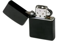 Zippo Classic 218-002801, Black Matte, Lighter